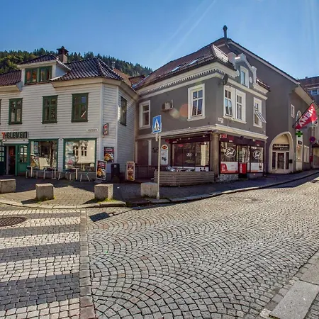 Apartamento Dinbnb I On Of The I 400m To Bryggen And Floibanen Bergen
